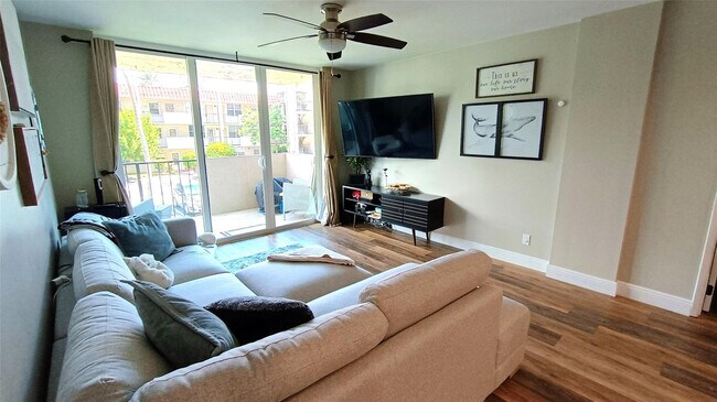 Foto del edificio - 777 S Federal Hwy