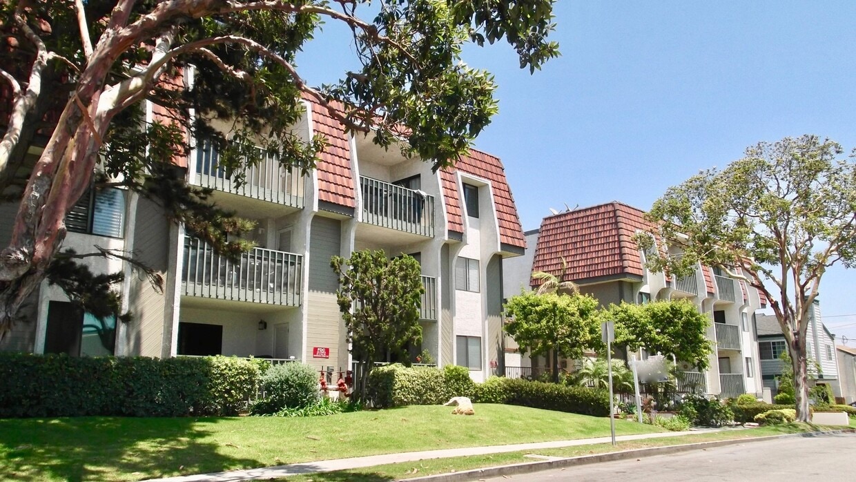 215 W Palm Ave, El Segundo, CA 90245 House Rental in El Segundo, CA