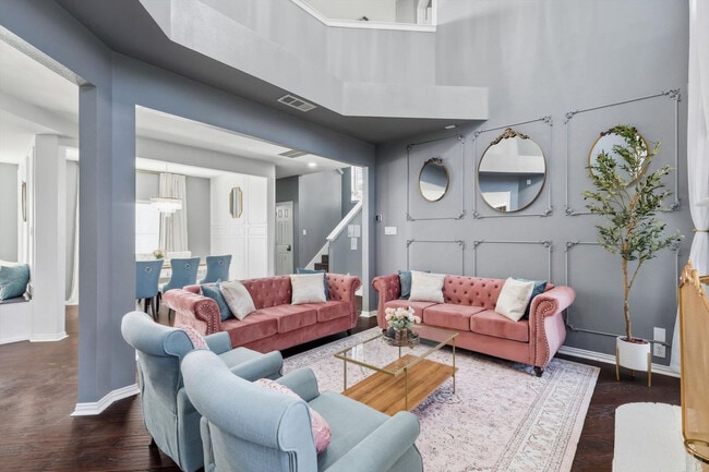 Foto del edificio - 537 Purdue Dr