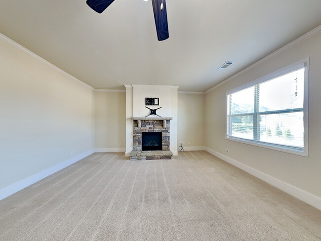 Building Photo - 7770 Harbison Hollow Ln