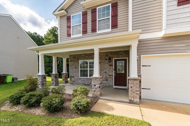 Building Photo - 6733 Osprey Landing Dr