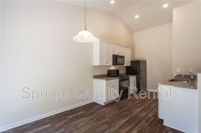 Foto del edificio - 3995 Meredith Woods Ln