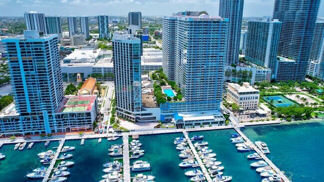 Foto del edificio - 1717 N Bayshore Dr