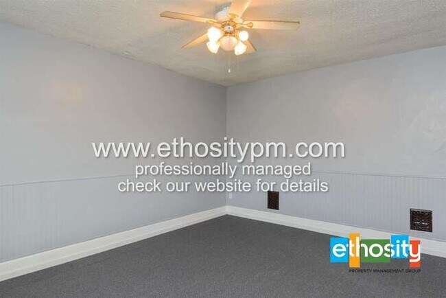 Foto del edificio - 3151 South Holt Road