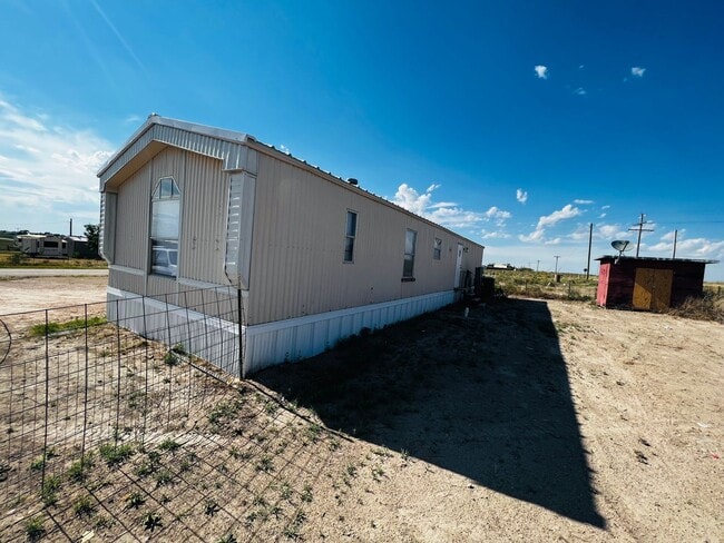 Building Photo - 503 S Roosevelt Rd V