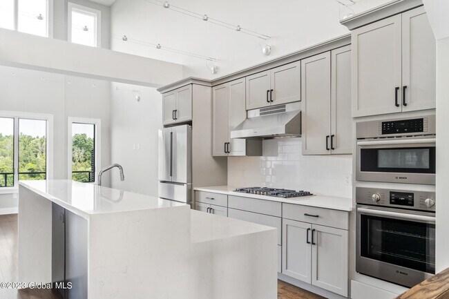 Foto del edificio - 309 Harborside Dr