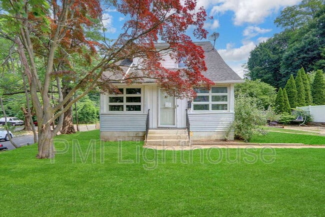 Photo - 15 Canyon St House