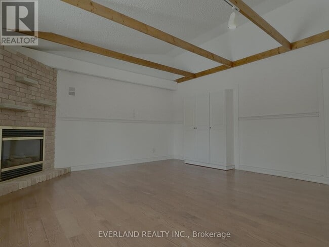 Building Photo - 7 Shaughnessy Blvd