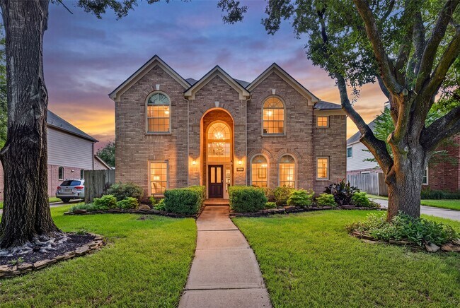 Foto del edificio - 1719 Cantigny Ln
