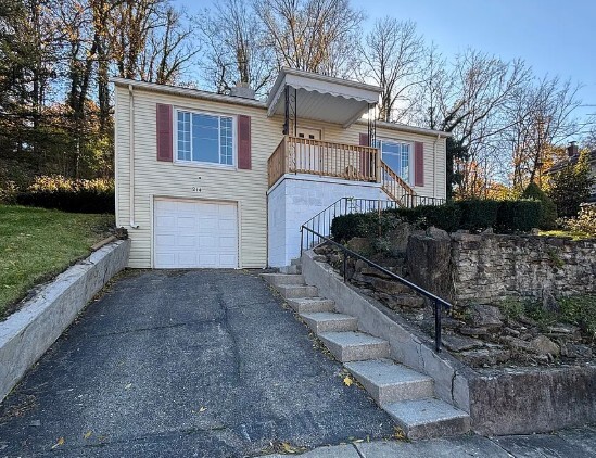 Photo - 214 O Bannon Ave (Loveland, OH)