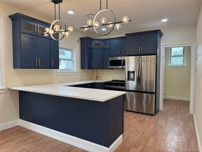 Building Photo - 109 Grandview Ave