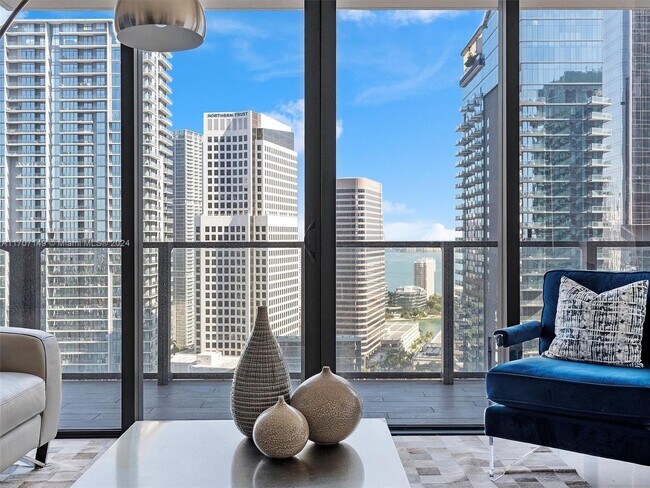 Foto del edificio - 88 SW 7th St
