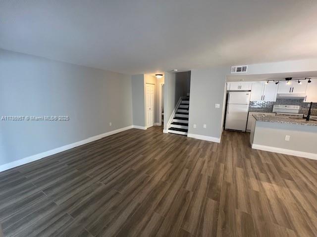 Building Photo - 6855 SW 45th Ln