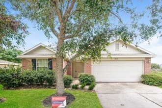 Building Photo - 3802 Parry Ct