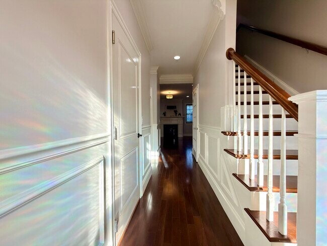 Foto del edificio - 99 Brookview Rd