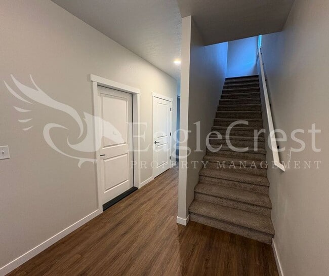 Building Photo - Herbert PL