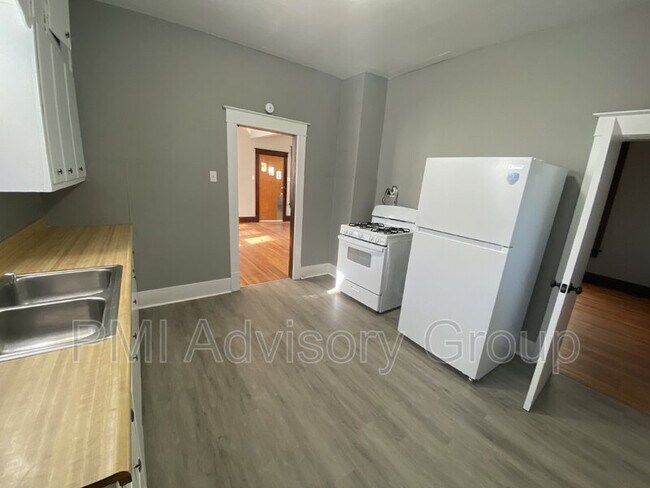 Foto del edificio - 710 SW Jewell Ave