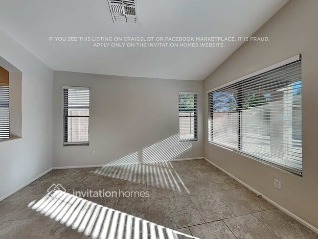 Foto del edificio - 29467 N Candlewood Dr