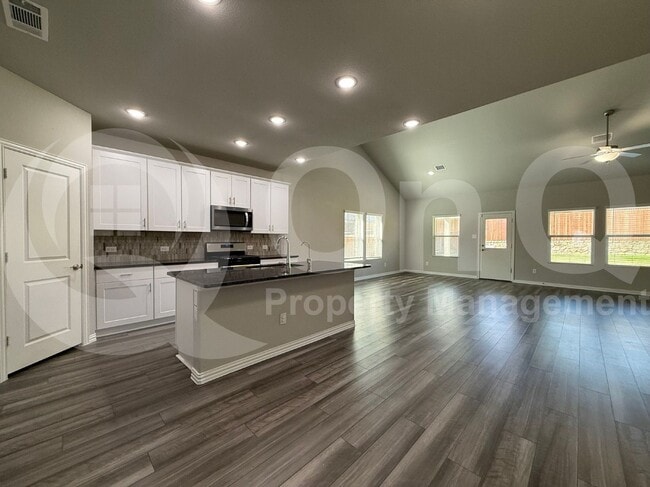 Building Photo - 2169 Gill Star Dr