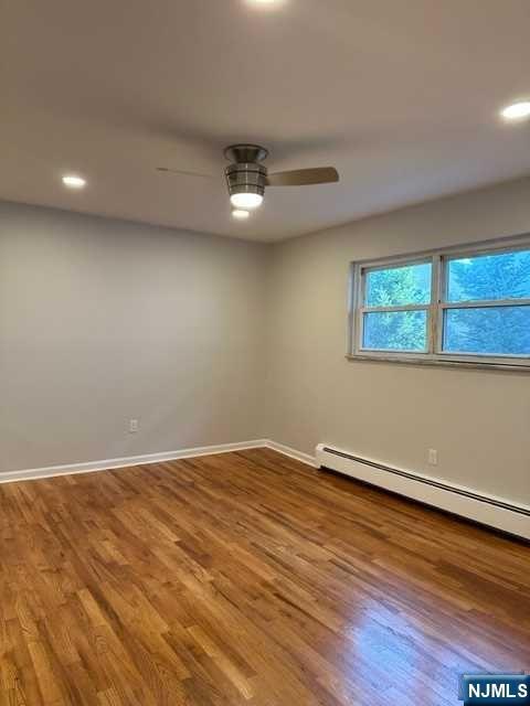 Building Photo - 455 Fairview Ave