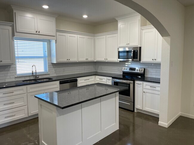 Foto del edificio - 706 Tower Mill Ct