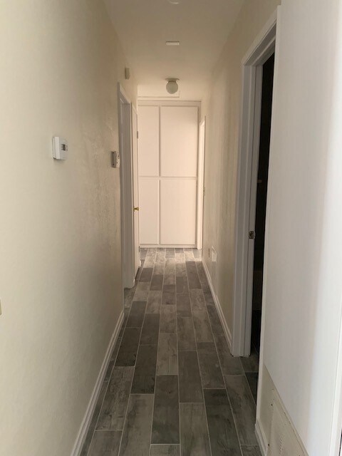 Foto del edificio - Redlands Home with NEW Paint & Tile Throughout