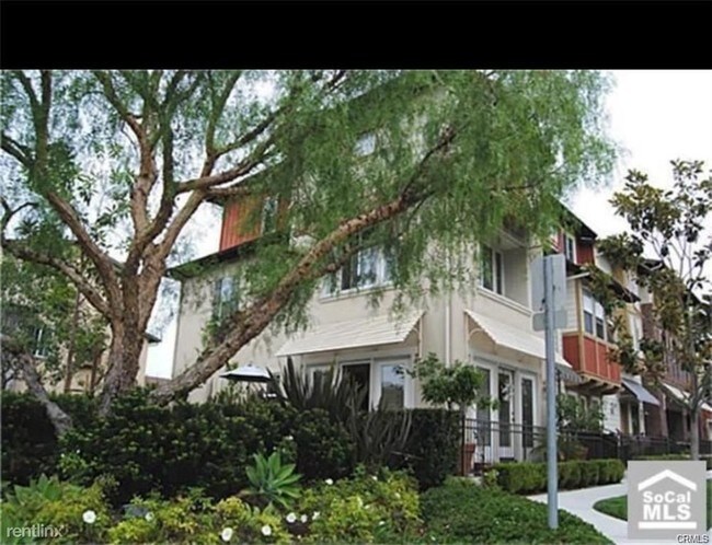 Building Photo - 3 br, 3.5 bath Condo - 265 Tustin Field Dr