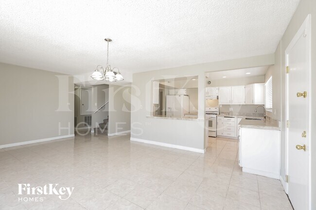 Foto del edificio - 825 Antigua St