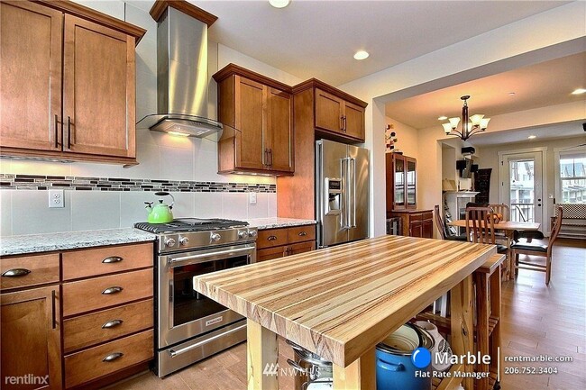 Foto del edificio - 3 br, 3 bath Townhome - 1330 Williamsburg ...