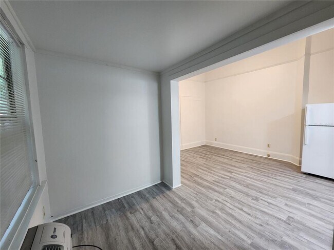 Foto del edificio - 120 SE 7th St
