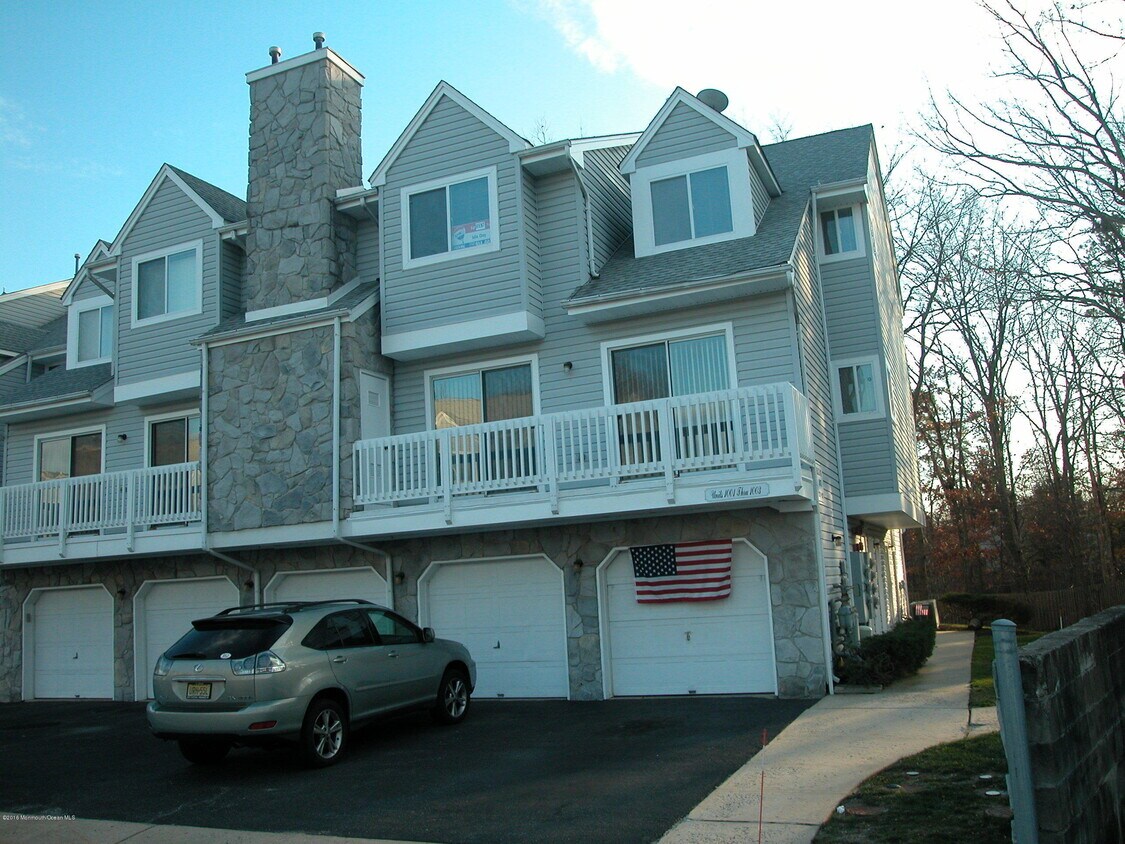 1003 Scarlet Oak Ave, Toms River, NJ 08755 Condo for Rent in Toms