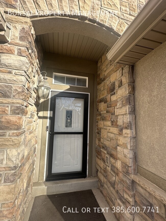 Building Photo - 8313 Boulder Creek Rd