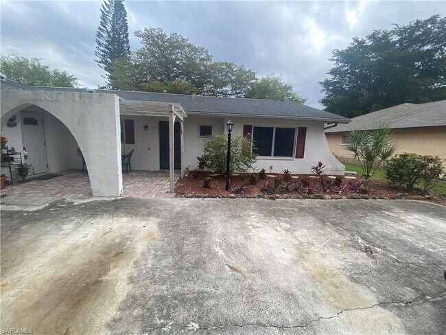 Foto del edificio - 3609 SE 9th Pl