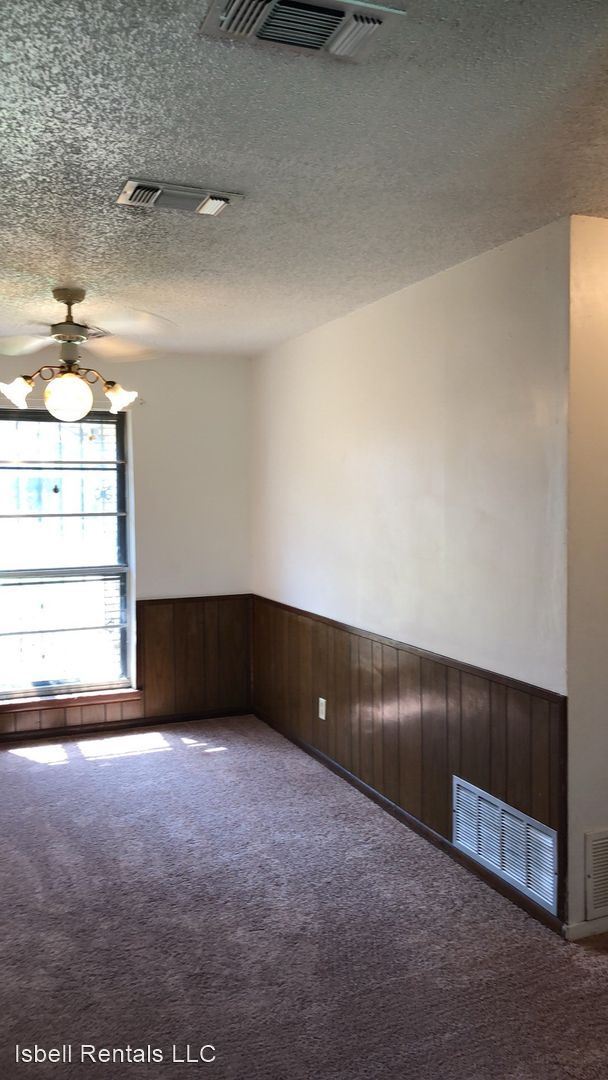 Building Photo - 3 br, 2 bath House - 1804 Kirk Ave