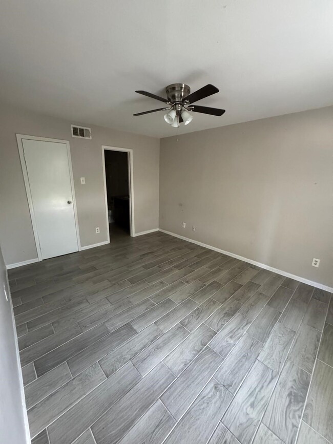 Foto del edificio - 8787 Brae Acres Rd