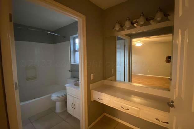 Foto del edificio - 3730 Rutson Dr