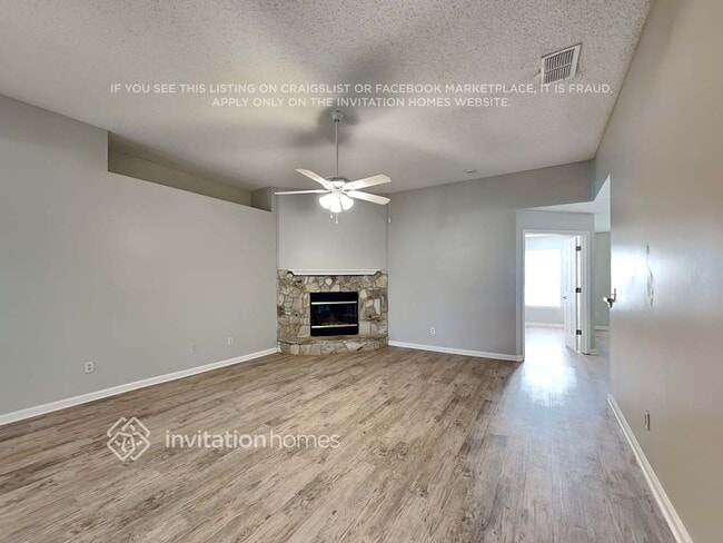 Foto del edificio - 11190 Wyndham Hollow Ln
