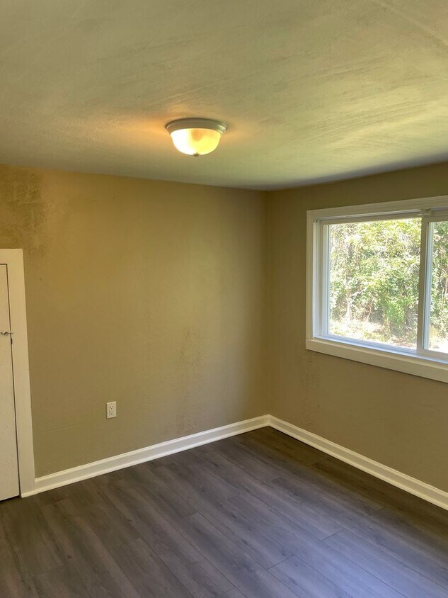 Foto principal - 116 Oakland Ave