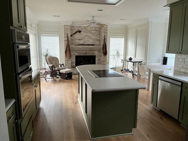 Building Photo - 5707 Honor Ct