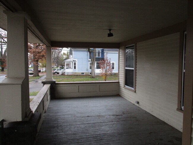 Foto del edificio - 4 Bedroom, 2 Bath house.