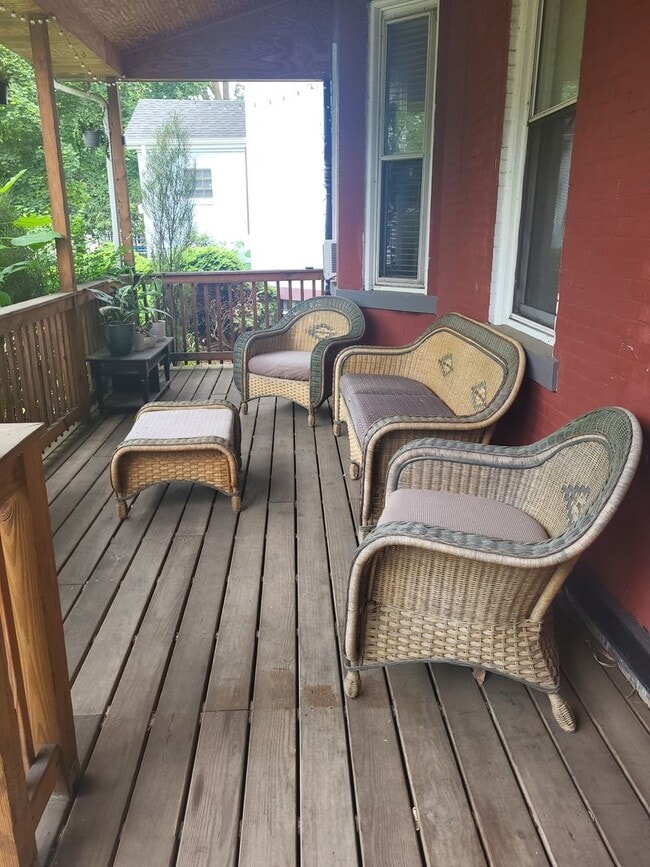 Photo - 5524 Stanton Ave Apartment