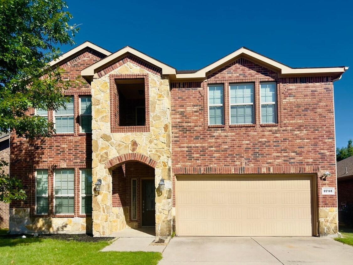 Primary Photo - Elegant 2-story home in Anna