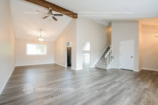 Building Photo - 18233 E Berry Dr