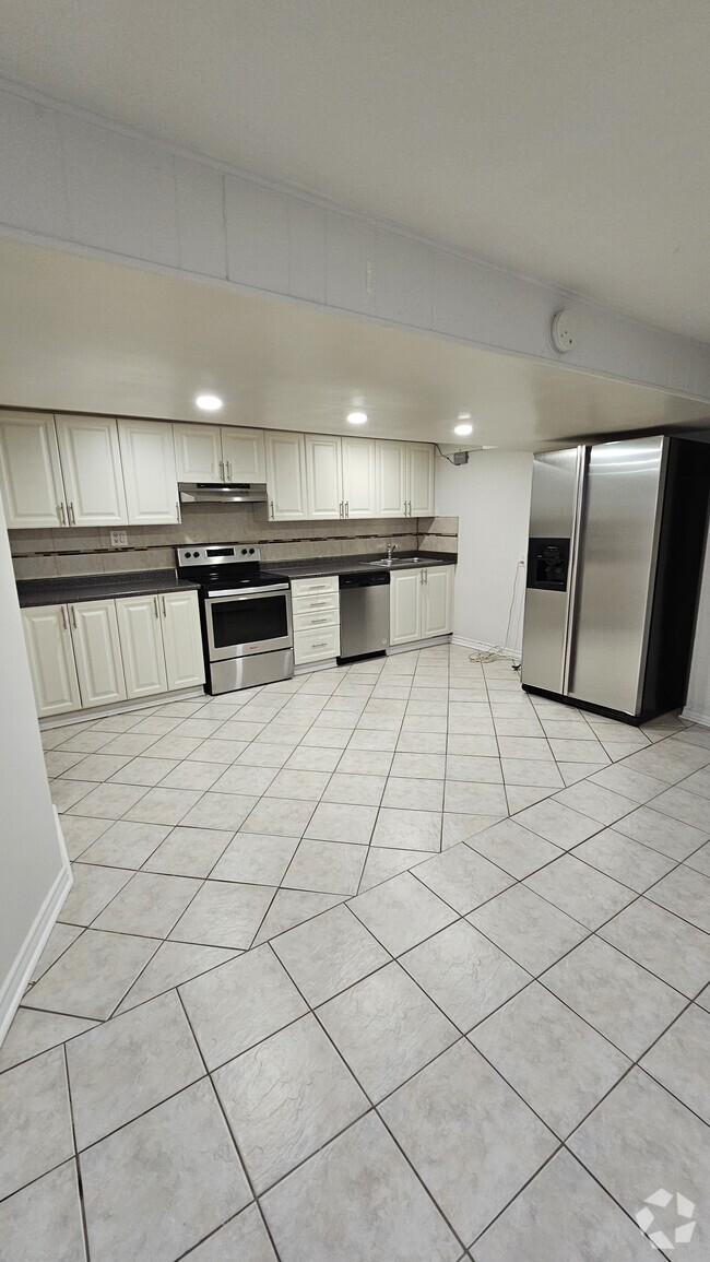 Building Photo - 98 Anthia Dr