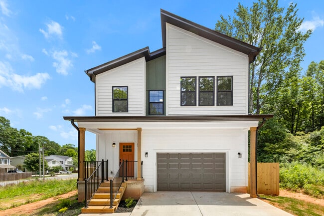 Foto del edificio - 3420 Tappan Pl