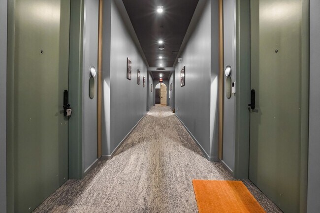 Foto del edificio - 500 Merritt Ave