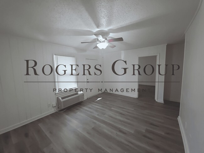 Foto del edificio - #450 - 106-108 Carter St Duplex