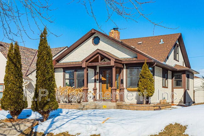 Building Photo - 1629 Watson Ave