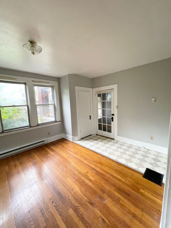 Photo - 1750-1752 Barr Avenue Apartment