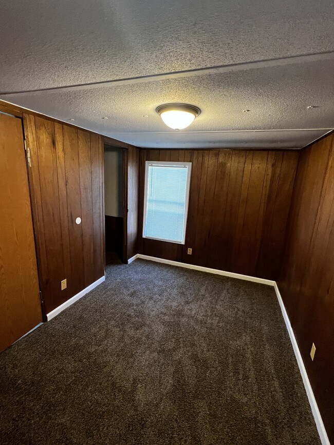 Building Photo - 103 Hussey Mhp Ln